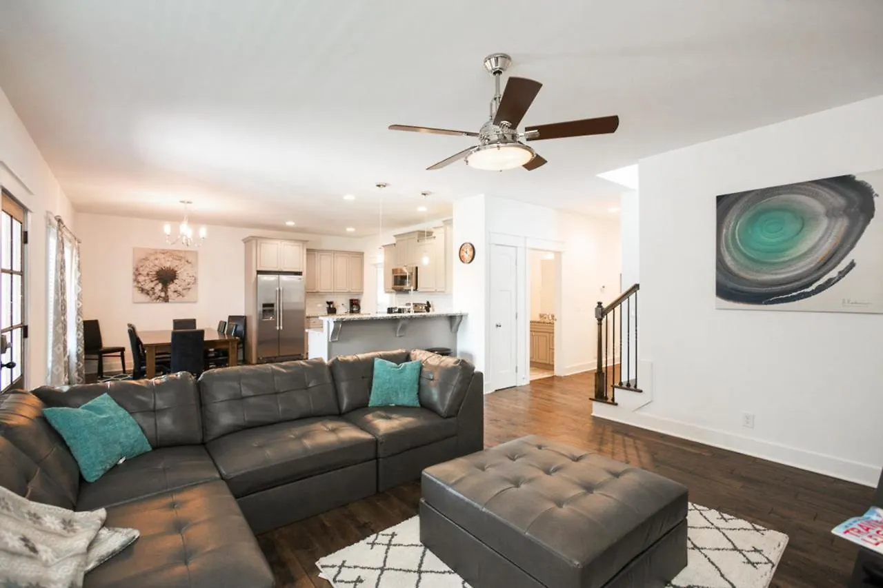 Dandelion Manor Villa Nashville