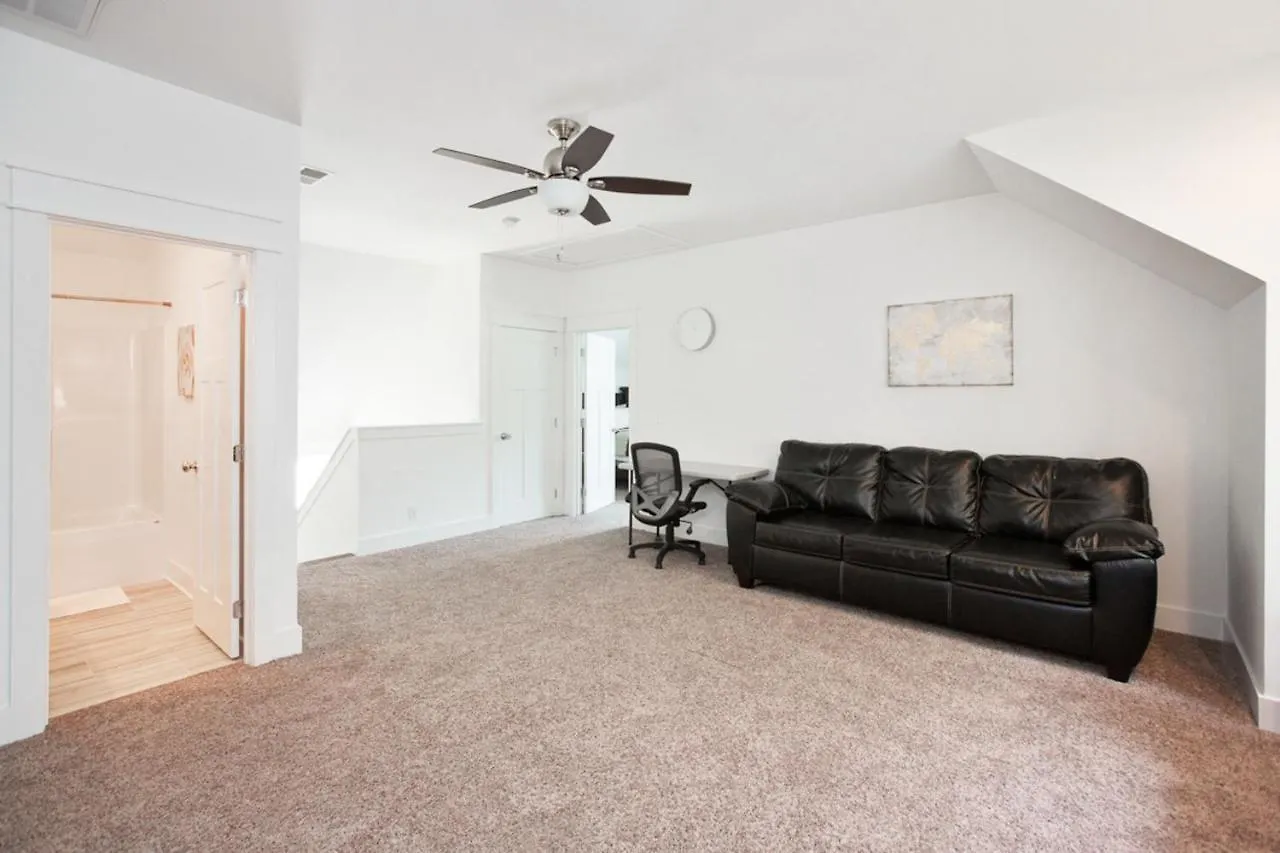 Holiday home Dandelion Manor Villa Nashville